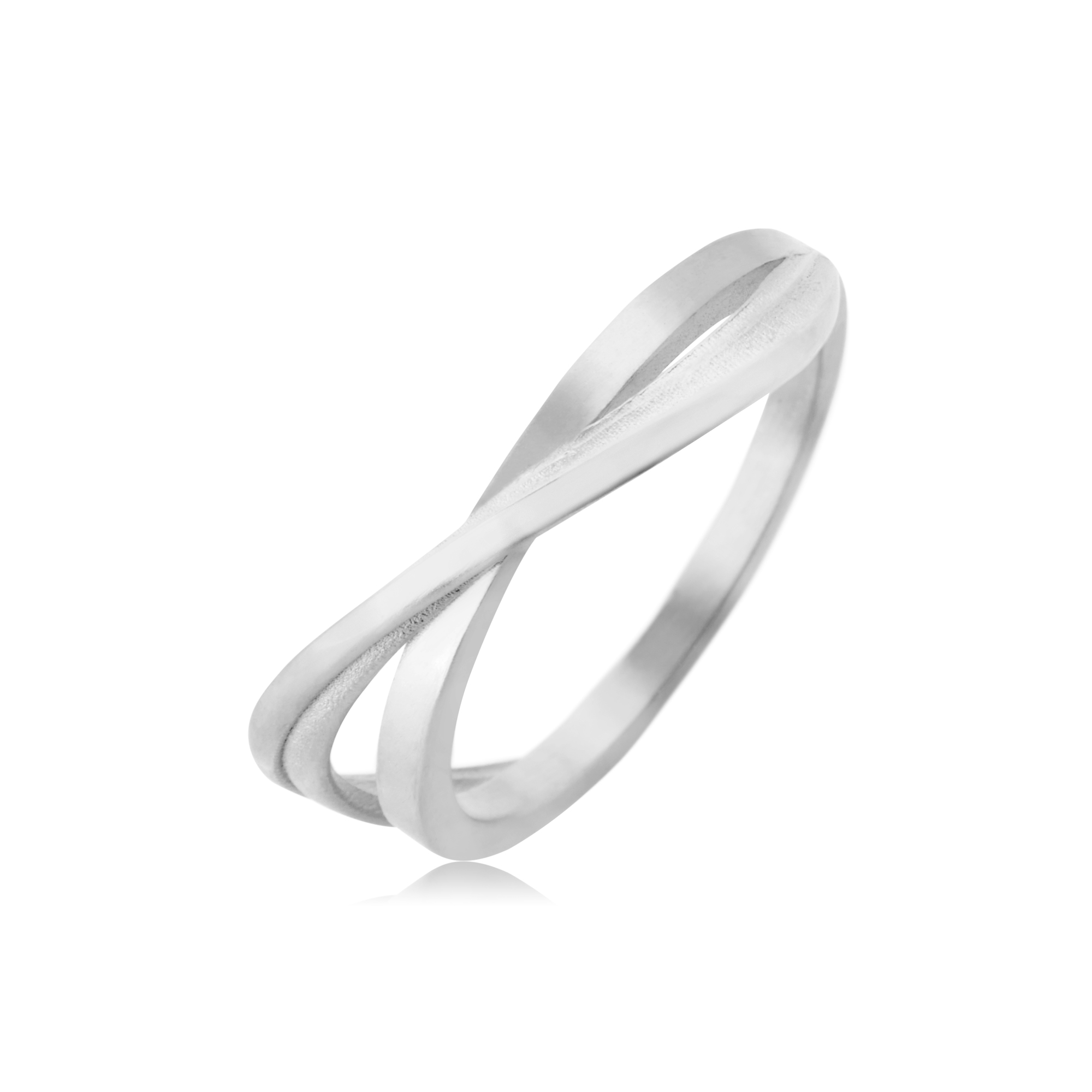 Delta silver ring